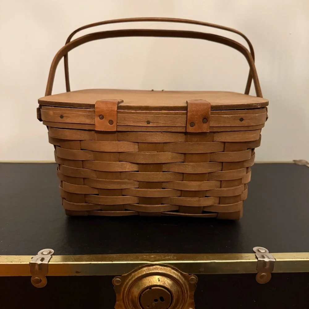 🧺🍒 1981 Longaberger Picnic Pie Basket w/ Lid + Table Stand – Vintage USA - Picture 6 of 15
